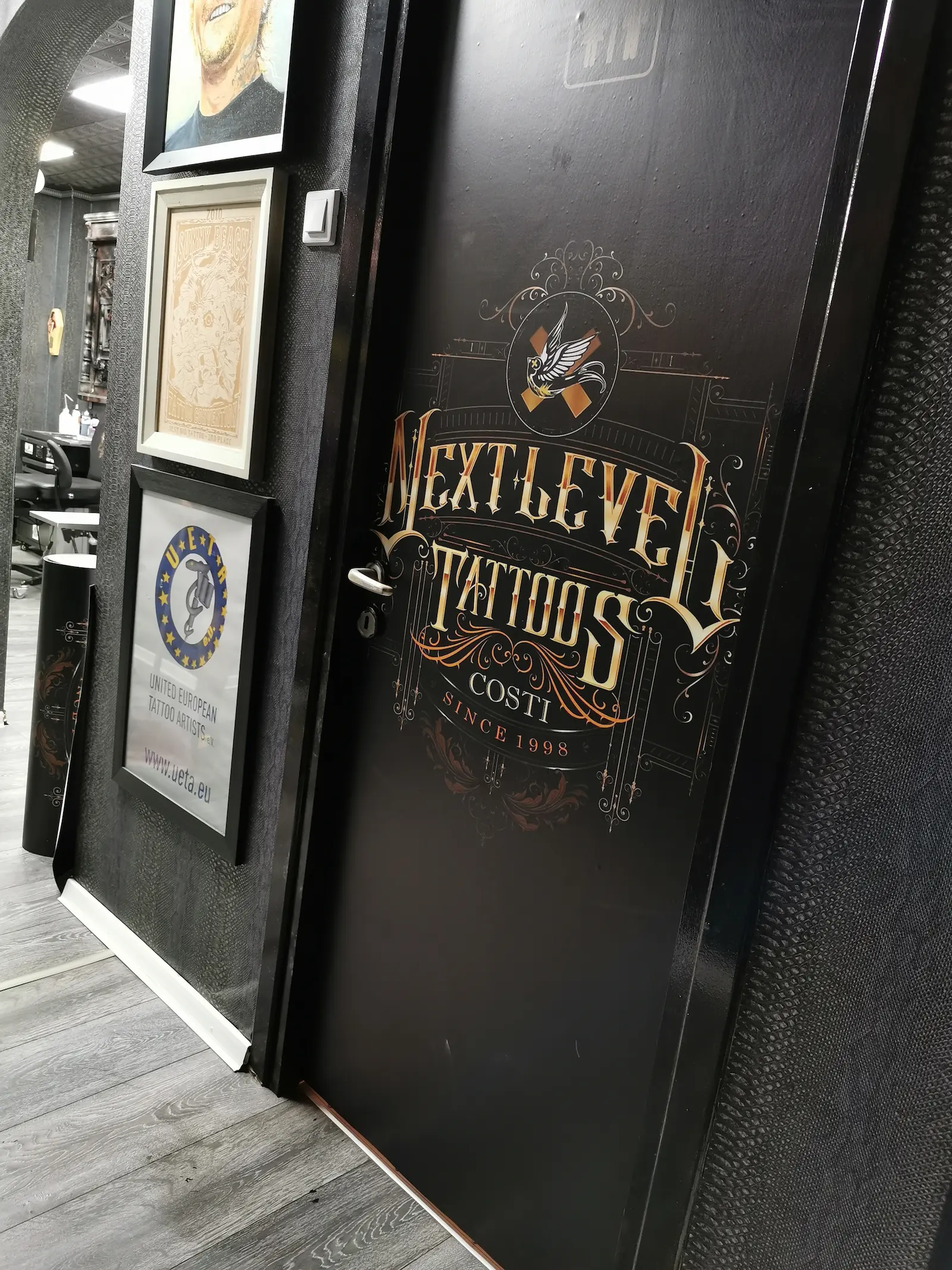 Colantare uși — proiect redecorari.ro, București